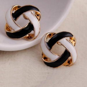 1 Pair Women Earrings Korean Vintage Charming Black and White